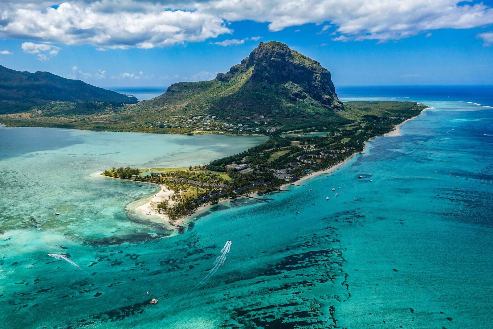 Luxury Resorts in Mauritius