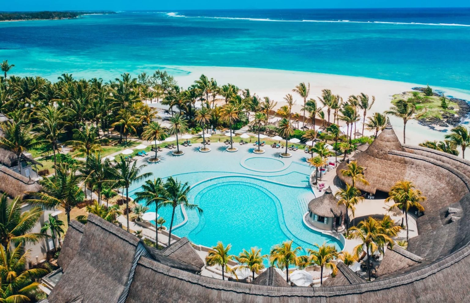 The 11 Best Resorts In Mauritius For Families Who Love Luxury (2024 ...